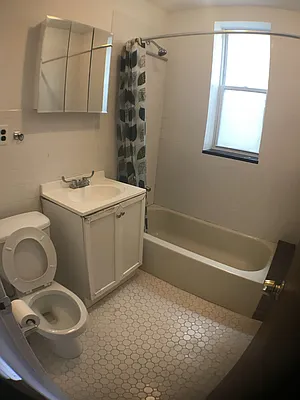 Rented by Sterling Realty Solution Inc | media 33