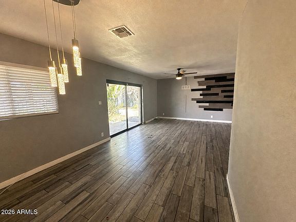 2nd image of 1152 E DANA Avenue