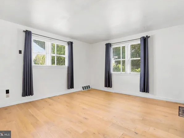 3112 Fordham Rd, Philadelphia, PA 19114