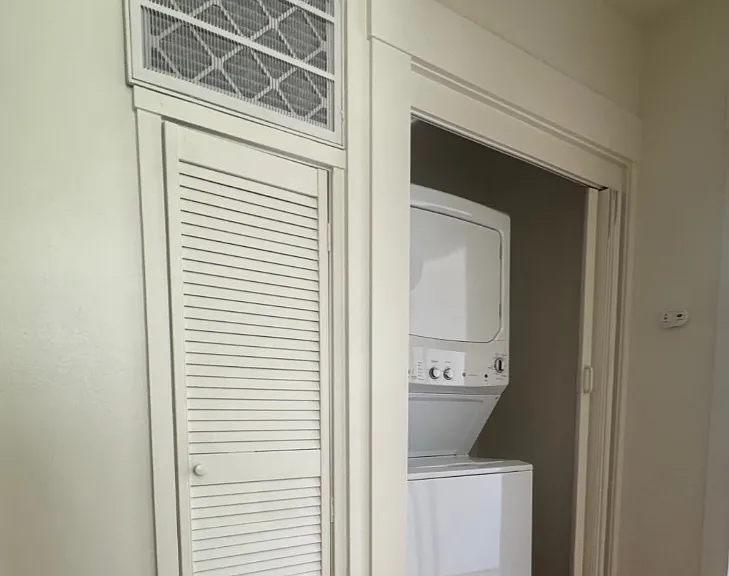 2597 Telegraph Ave #D — Photo 18