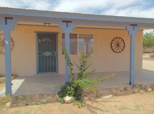 27300 S Santa Fe Rd, Congress, AZ 85332