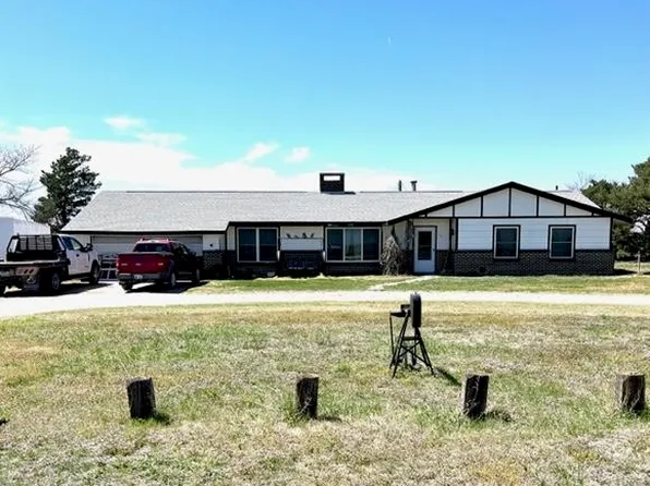 1315 285th Ave, Hays, KS 67601