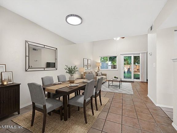 5th image of 1250 BAYSHORE Drive N