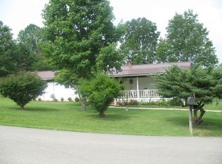 390 Thomas St, Sparta, TN 38583