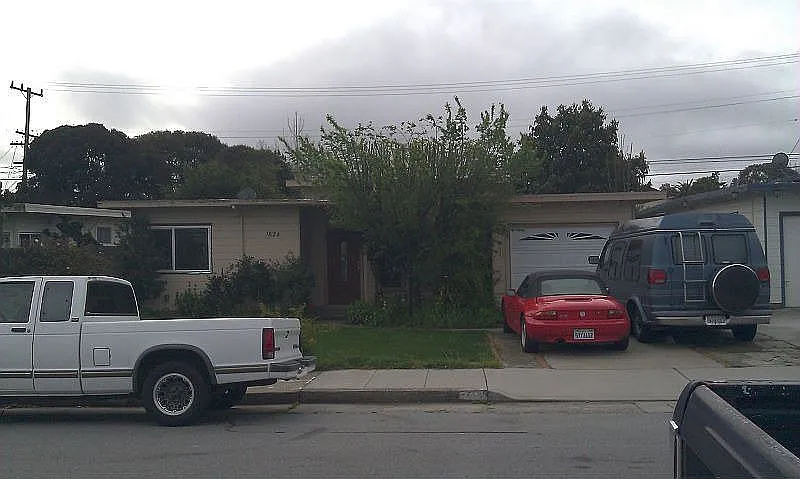 1624 Newbridge Ave photo 1
