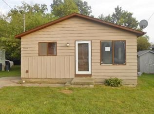 2284 Kenneth St, Burton, MI 48529