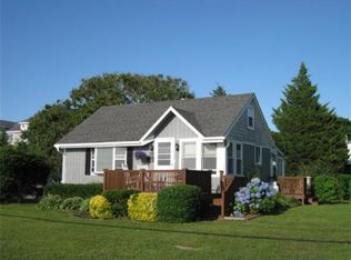 35 Alder St, Fairhaven, MA 02719