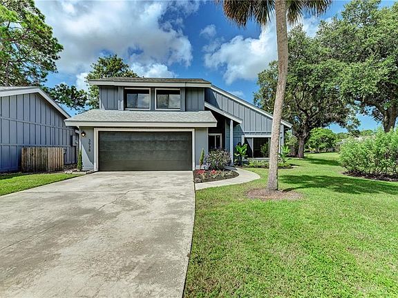 3rd image of 3938 Shady Glen Ln #8