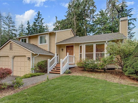 2nd image of 12433 NE 136th Pl