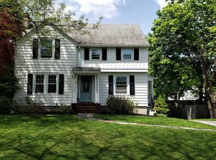 6 Linden Rd, Poughkeepsie, NY 12603