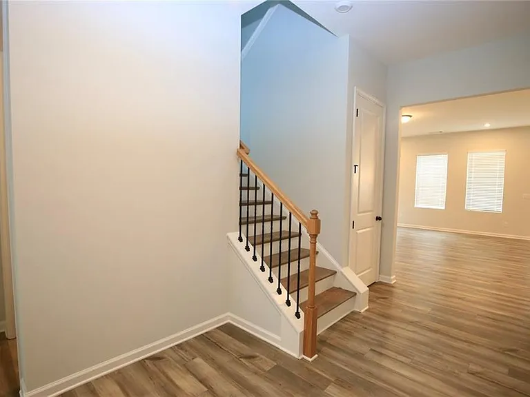 2225 Whistler Way NE — Photo 23