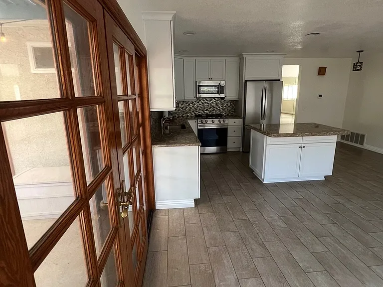11605 Java St — Photo 9