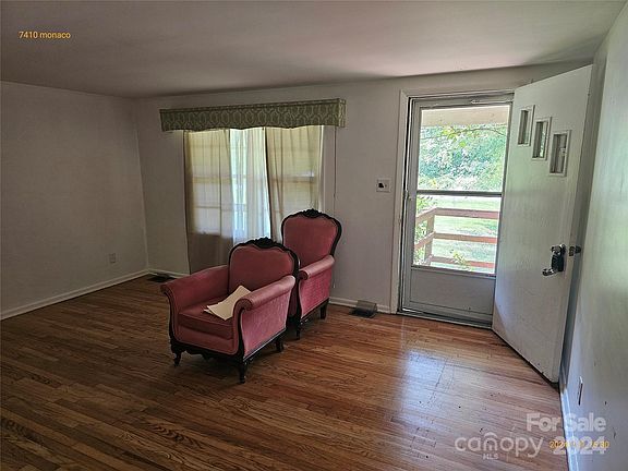 2nd image of 7410 Monaco Dr
