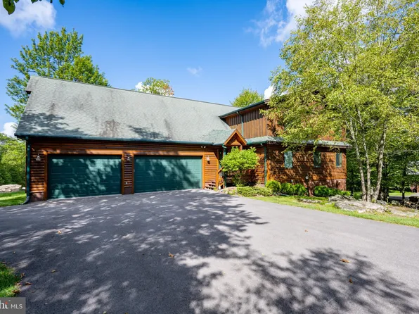 102 Mountainview Ct, Oakland, MD 21550