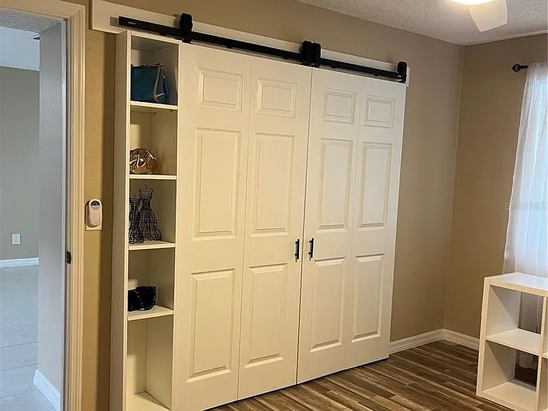 211 Thorn Tree Pl — Photo 18