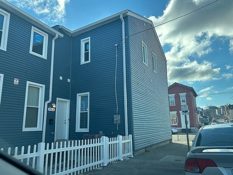 1st image of 117 W 10th St