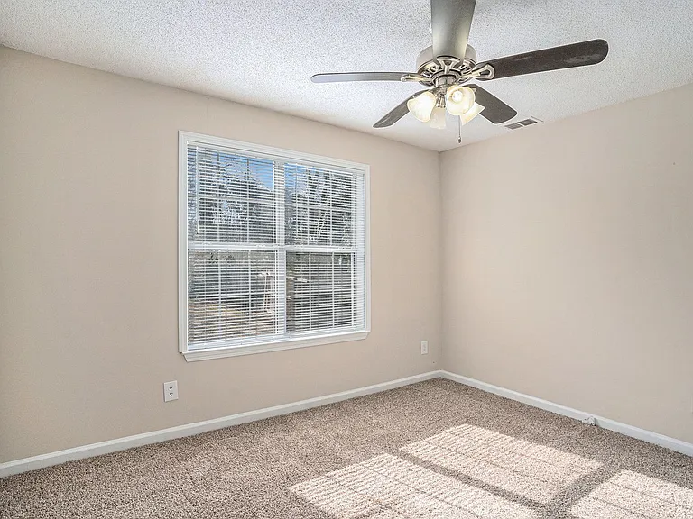 4357 Ward Bluff Ct — Photo 12