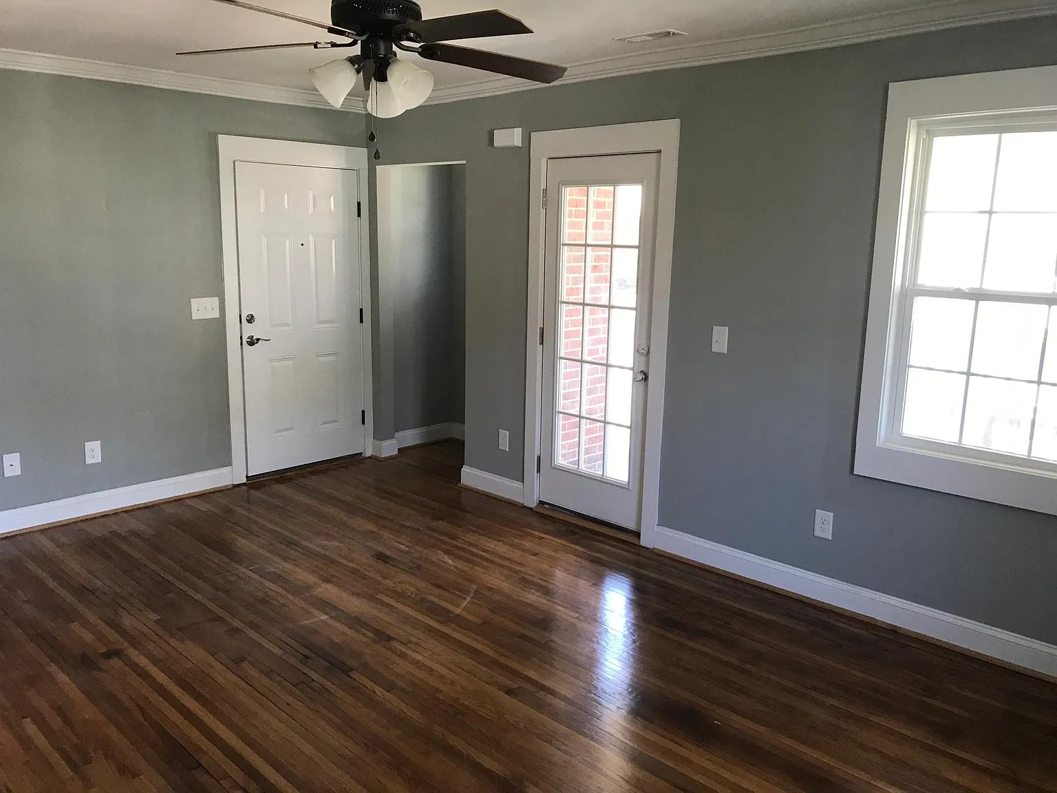 1 bed, 850 sqft, $1,400 — Photo 3