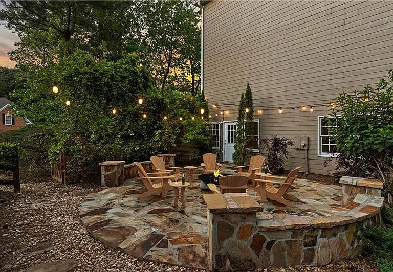 1235 Longpointe Pass — Photo 17