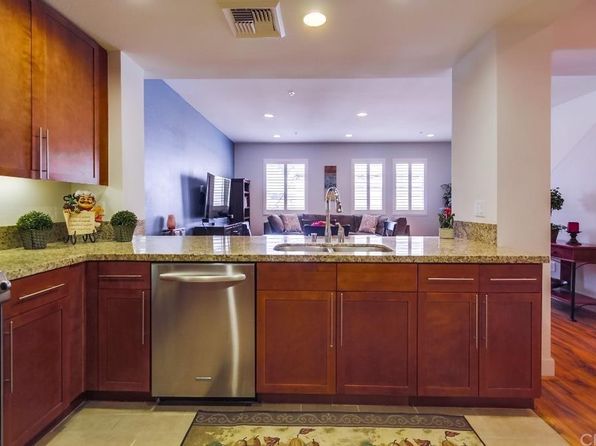 300 E 4th St Unit 107
