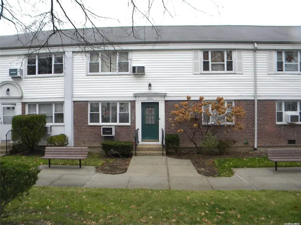 15-27 212 Street #197, Bayside, NY 11360