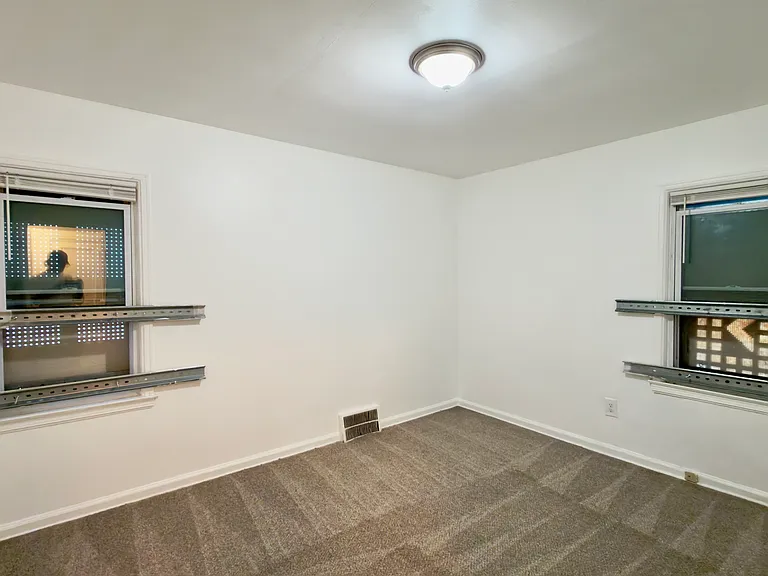 15901 Lahser Rd — Photo 11