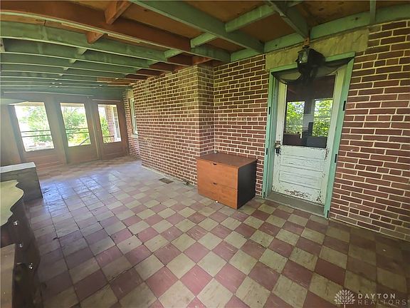 5th image of 8008 Salem Rd