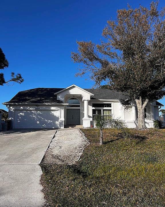 1st image of 1040 Bay Harbor Dr