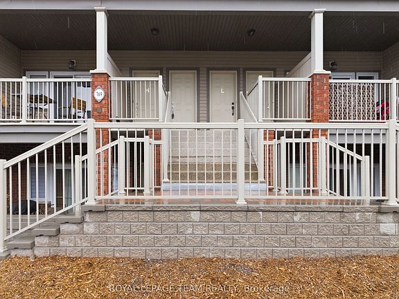 3rd image of 769 Cedar Creek Dr #I