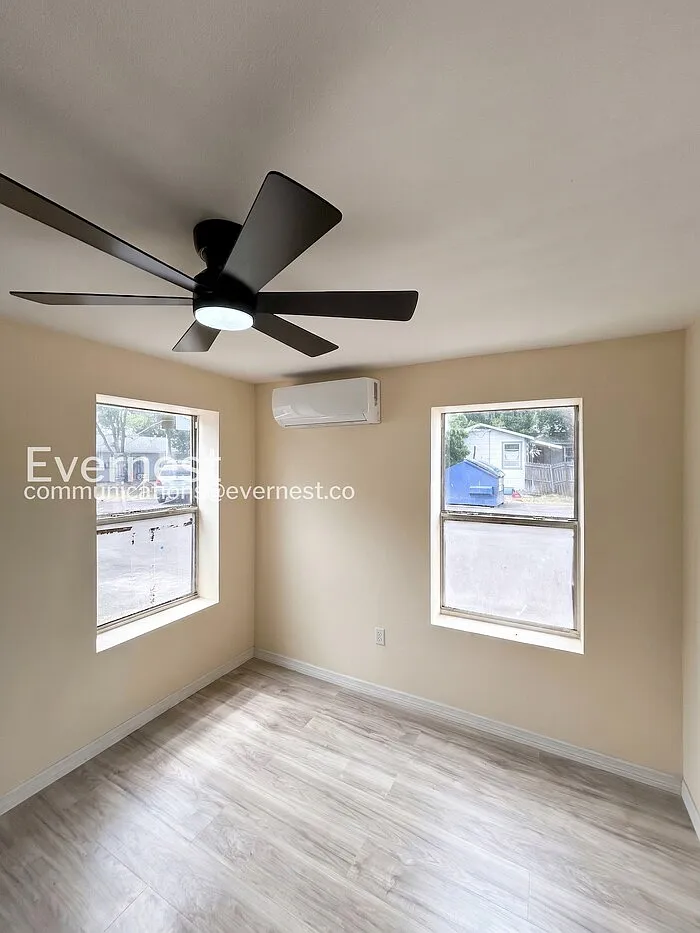 1 bed, 1.0 bath, 450 sqft, $1,395 — Photo 4