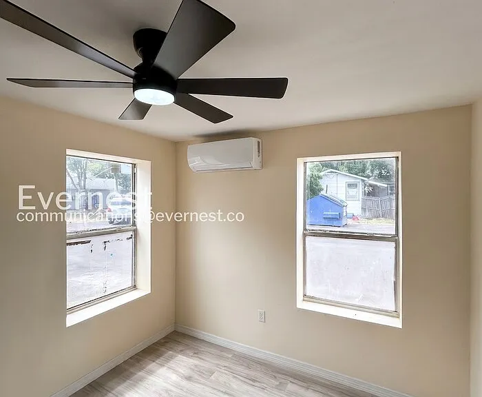 5680 28th St N #D1 — Photo 3
