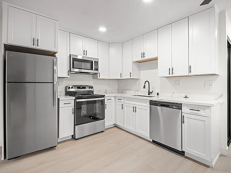Parkside_on_Carmel_Web_2