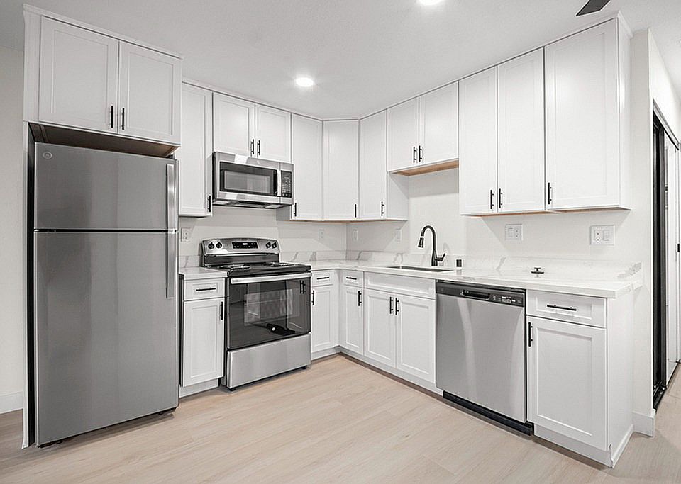 Parkside_on_Carmel_Web_2