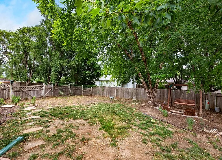 1426 N Rawhide St — Photo 15