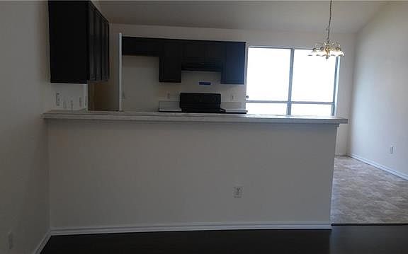 2nd image of 10621 Shadywood Dr