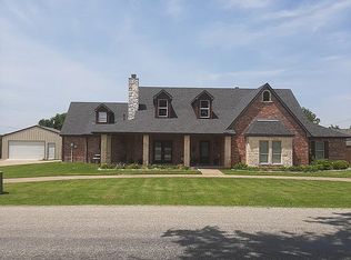 4047 Woodlawn Rd, Denison, TX 75021