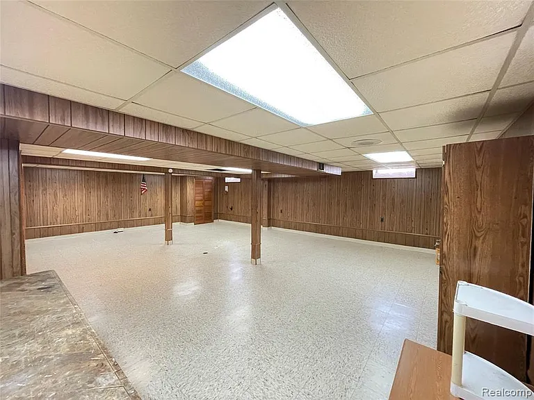 32827 Dover Ave — Photo 42