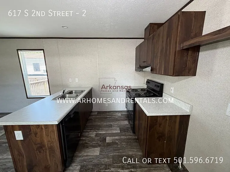 617 S 2nd St #2 — Photo 4