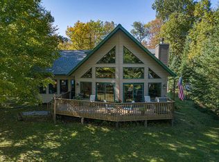 9389 Bears Den Rd, Presque Isle, WI 54557