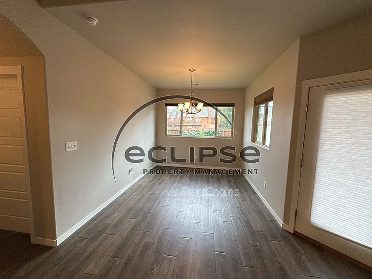 2921 Magnolia Ave — Photo 26