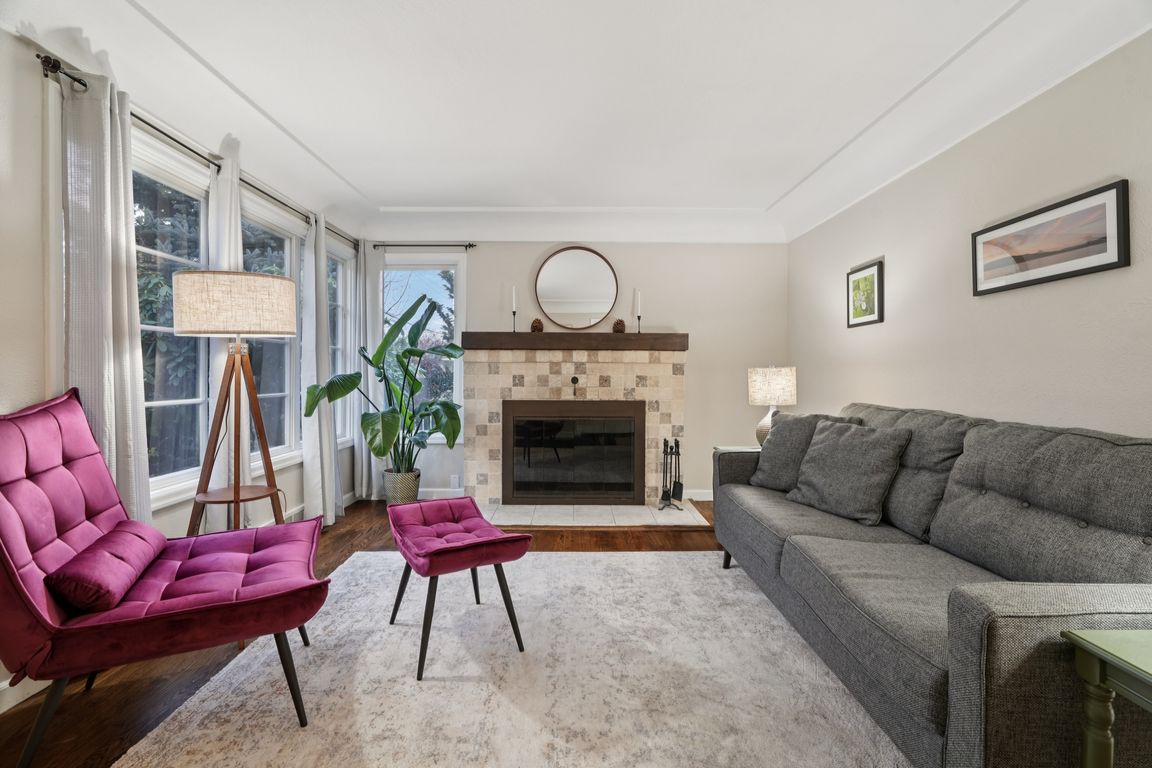 next background image