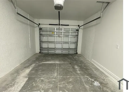 1775 Glenway Ct — Photo 7
