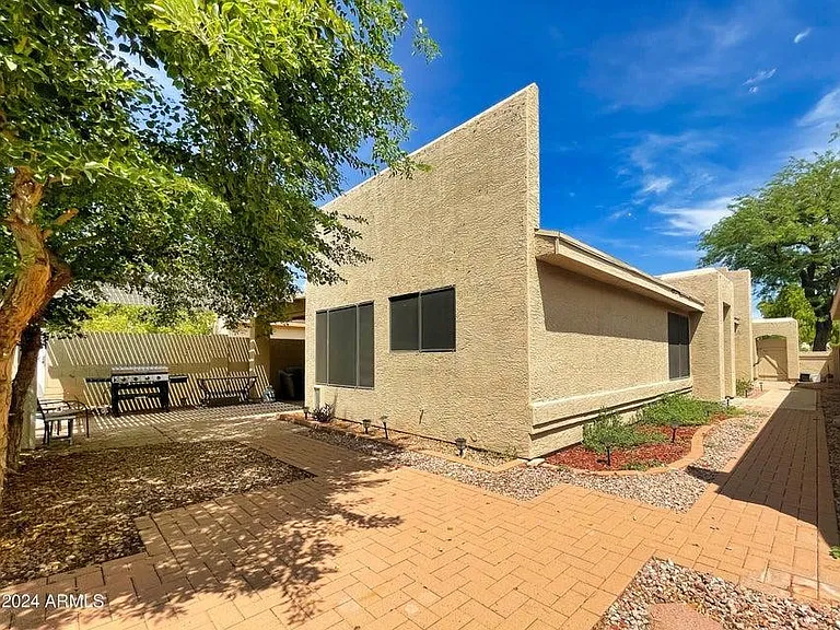18802 N 44th Pl — Photo 14