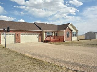 2091 W Thumb Rd, Cheyenne, WY 82009