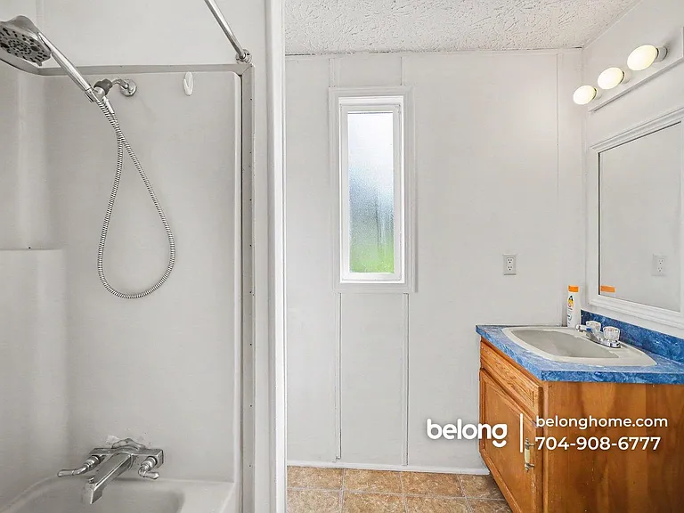 857 Stony Point Rd — Photo 7