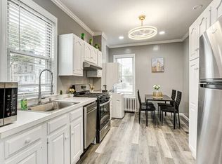 126 Oakland Ave #204, Jersey City, NJ 07306