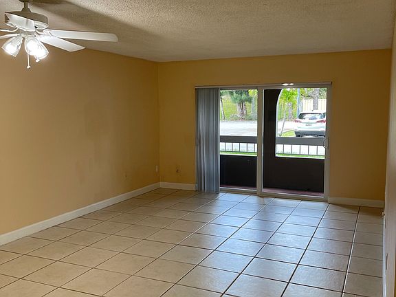 2nd image of 7705 Camino Real #B-114