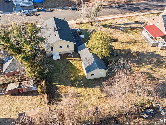 3rd image of 243 Grove Street