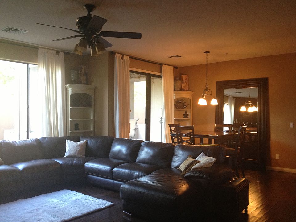 Living/ dining area