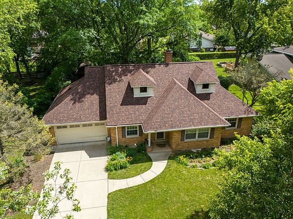 2nd image of 3267 Echo Ln